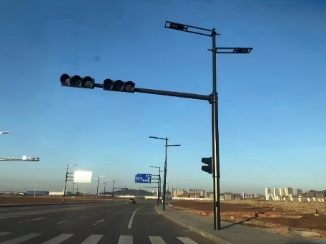 成都智慧共桿 成都多桿合一綜合桿